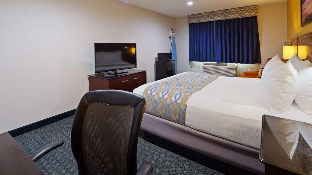 Surestay Plus Hotel By Best Western Chula Vista West Room photo