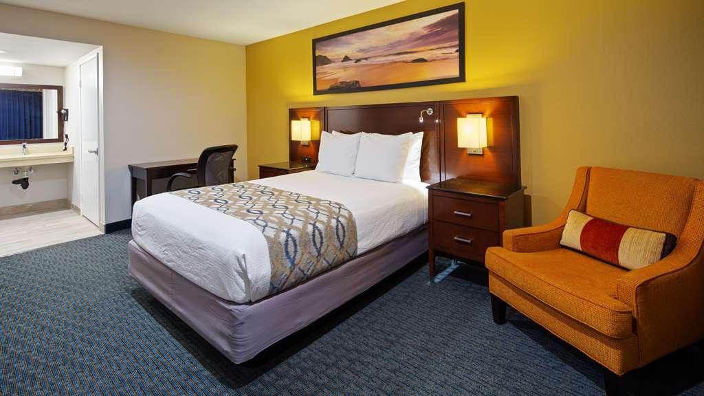 Surestay Plus Hotel By Best Western Chula Vista West Room photo