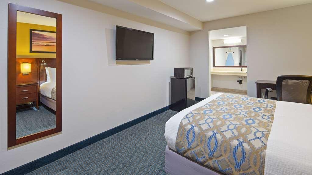 Surestay Plus Hotel By Best Western Chula Vista West Room photo